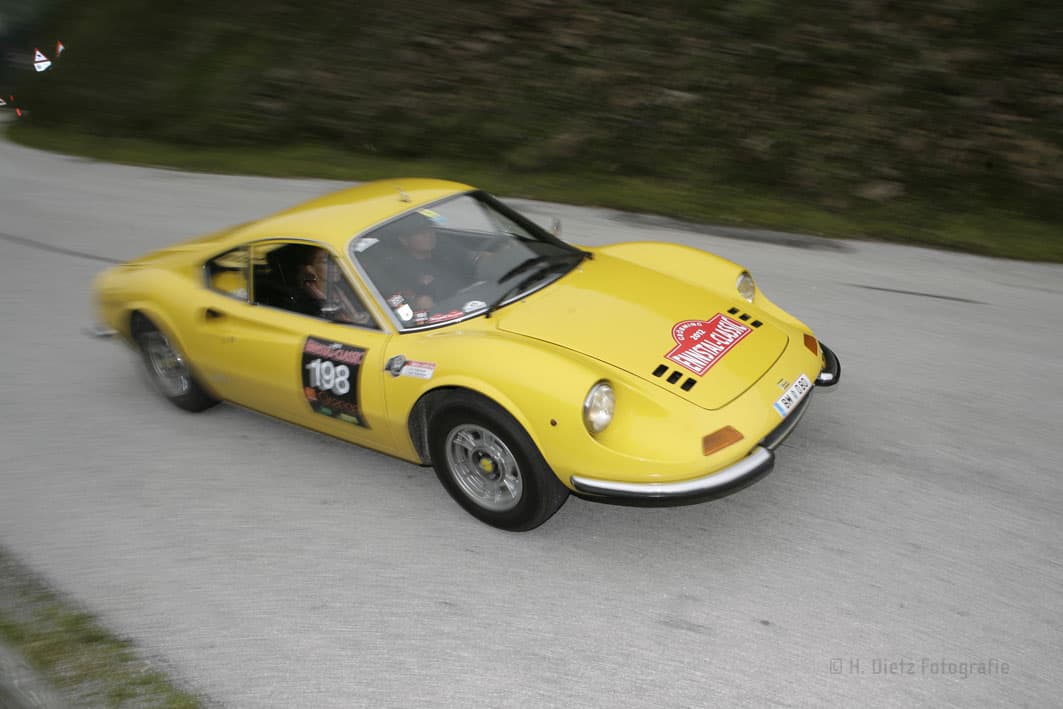 Italienische Oldtimer-Modelle: Ferrari Dino 3737